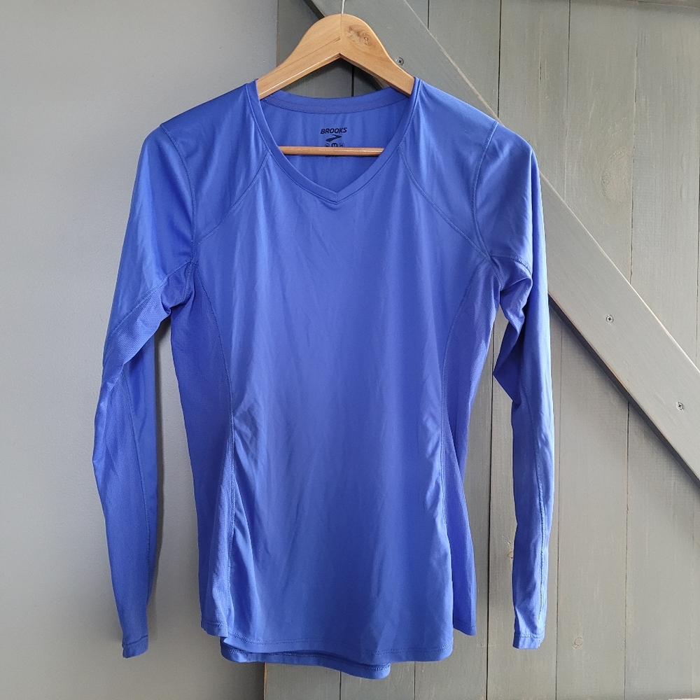 Brooks womens run shirt